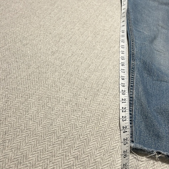 Bershka Light Blue Denim Crop Straight Jeans.  Size 6 - Picture 10 of 11